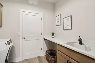 322 Kiddle Ln, Racine, WI 53182 - Photo 27