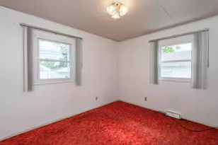 8220 W Keefe Ave, Milwaukee, WI 53222 - Photo 15