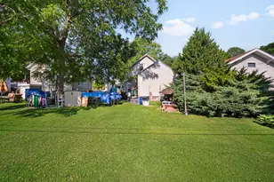 919 N 14th St, Manitowoc, WI 54220 - Photo 15