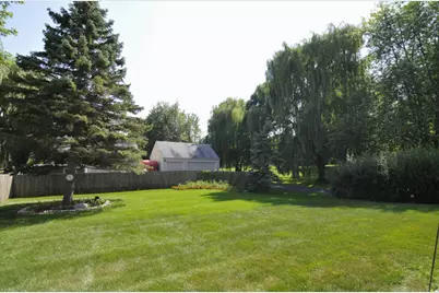 7825 W Puetz Rd, Franklin, WI 53132 - Photo 17