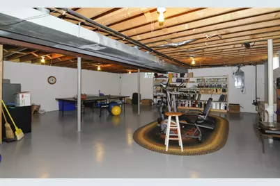 7825 W Puetz Rd, Franklin, WI 53132 - Photo 13