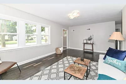 7702 W Keefe Ave, Milwaukee, WI 53222 - Photo 5