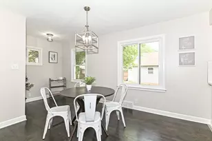 7702 W Keefe Ave, Milwaukee, WI 53222 - Photo 9