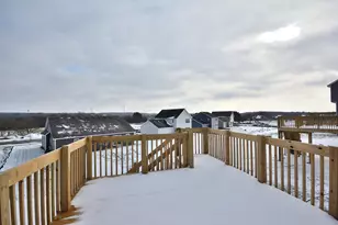 613 Standing Stone Dr, Waukesha, WI 53189 - Photo 7