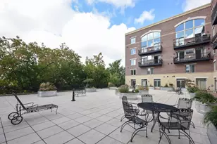 1515 N Van Buren St, Milwaukee, WI 53202 - Photo 25