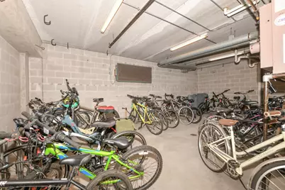 1515 N Van Buren St #208, Milwaukee, WI 53202 - Photo 23