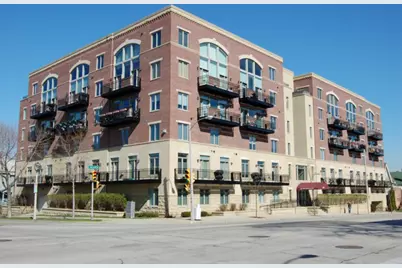 1515 N Van Buren St #208, Milwaukee, WI 53202 - Photo 33