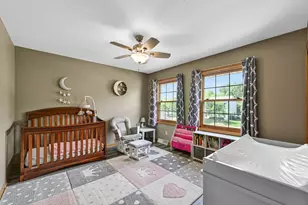 8521 W Lake Pointe Dr, Franklin, WI 53132 - Photo 21