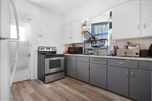 244 E 1st St, Fond du Lac, WI 54935 - Photo 5