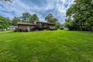 501 Sue Ann Dr, Lake Geneva, WI 53147 - Photo 25