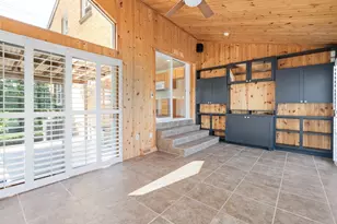 5810 N Green Bay Ave, Glendale, WI 53209 - Photo 11