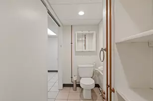 5810 N Green Bay Ave, Glendale, WI 53209 - Photo 33