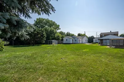 5810 N Green Bay Ave, Glendale, WI 53209 - Photo 41