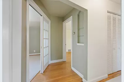 5810 N Green Bay Ave, Glendale, WI 53209 - Photo 17