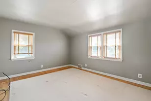 5810 N Green Bay Ave, Glendale, WI 53209 - Photo 19