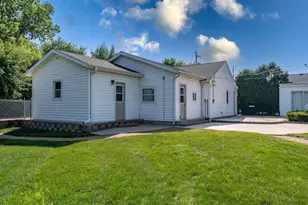 5810 N Green Bay Ave, Glendale, WI 53209 - Photo 37