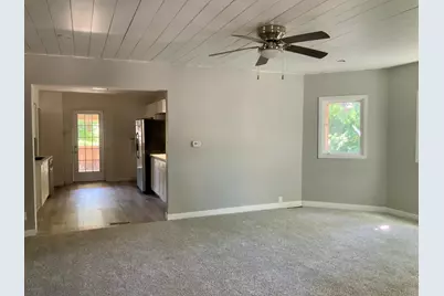 1744  Oregon St, Oshkosh, WI 54902 - Photo 5