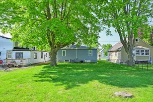 1115 Pleasant St, Lake Geneva, WI 53147 - Photo 23