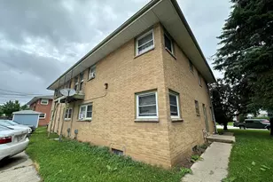 5065 N 84th St, Milwaukee, WI 53225 - Photo 3