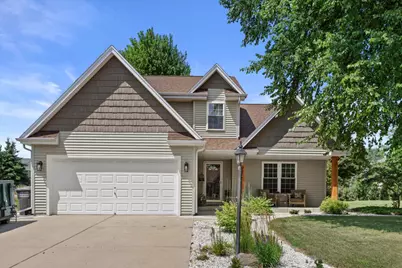 942  Spring Waters Dr, Oconomowoc, WI 53066 - Photo 1