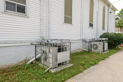 200 W Concordia Ave, Milwaukee, WI 53212 - Photo 39