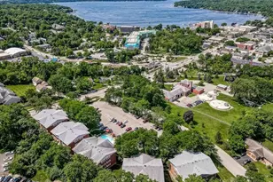 215 Country Club Dr, Lake Geneva, WI 53147 - Photo 3