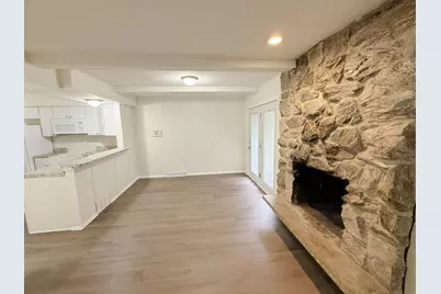 10452 W Tower Ave, Milwaukee, WI 53224 - Photo 7