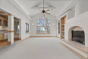 5820 E Waterford Rd, Hartford, WI 53027 - Photo 11