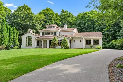 5820 E Waterford Rd, Hartford, WI 53027 - Photo 1