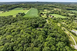 5820 E Waterford Rd, Hartford, WI 53027 - Photo 55