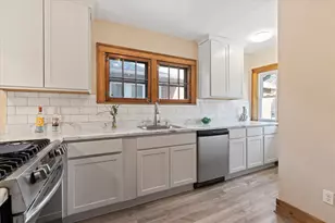 2432 N 55th St, Milwaukee, WI 53210 - Photo 5