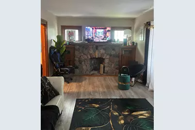 2432 N 55th St, Milwaukee, WI 53210 - Photo 13