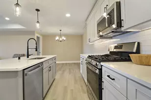 9200 66th Ave, Pleasant Prairie, WI 53158 - Photo 5