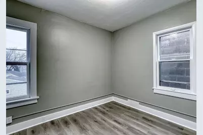 3459 S Kinnickinnic Ave, Milwaukee, WI 53207 - Photo 9