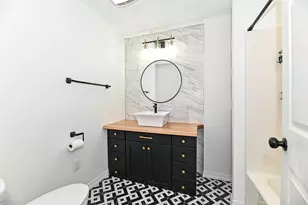 118 W Reservoir Ave, Milwaukee, WI 53212 - Photo 23