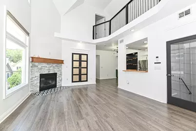 118 W Reservoir Ave, Milwaukee, WI 53212 - Photo 7