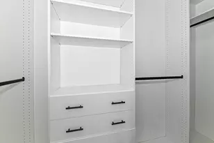 118 W Reservoir Ave, Milwaukee, WI 53212 - Photo 21