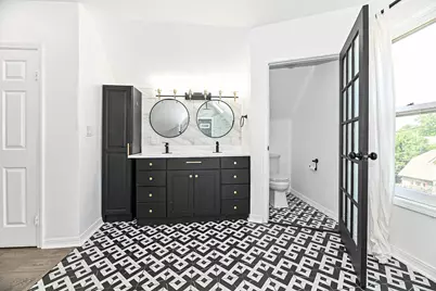 118 W Reservoir Ave, Milwaukee, WI 53212 - Photo 19