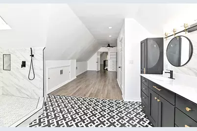 118 W Reservoir Ave, Milwaukee, WI 53212 - Photo 17