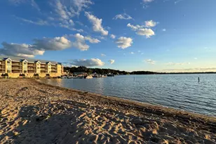 368 Park Hill Dr, Pewaukee, WI 53072 - Photo 19