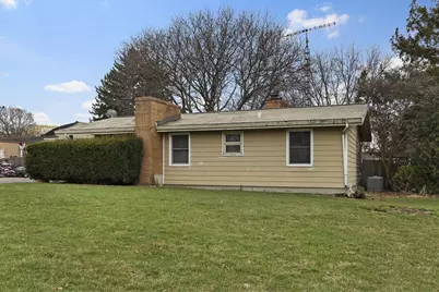 9140  Cooper Rd, Pleasant Prairie, WI 53158 - Photo 11