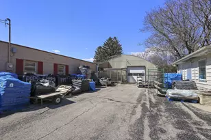 9140 Cooper Rd, Pleasant Prairie, WI 53158 - Photo 15