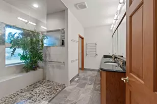 1117 E Sweetbriar Ln, Hartland, WI 53029 - Photo 19