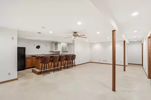 8896 S 51st St, Franklin, WI 53132 - Photo 5