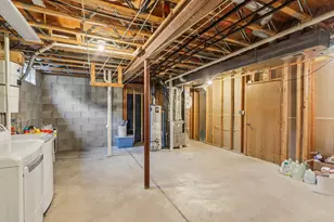 8896 S 51st St, Franklin, WI 53132 - Photo 21