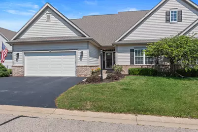 420  Cobblestone Ct, Slinger, WI 53086 - Photo 1