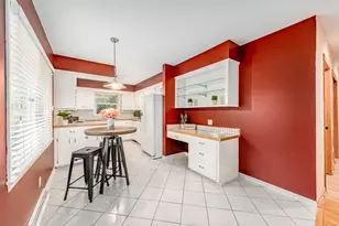 4212 N 95th St, Wauwatosa, WI 53222 - Photo 13