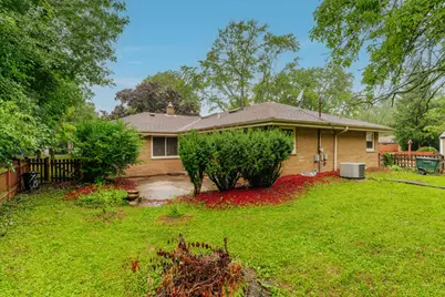 4212 N 95th St, Wauwatosa, WI 53222 - Photo 27