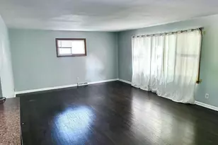 4034 S 60th St, Milwaukee, WI 53220 - Photo 9