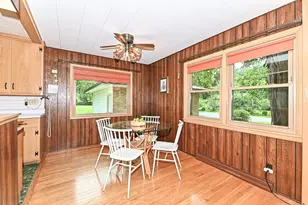 7388 S 46th St, Franklin, WI 53132 - Photo 5